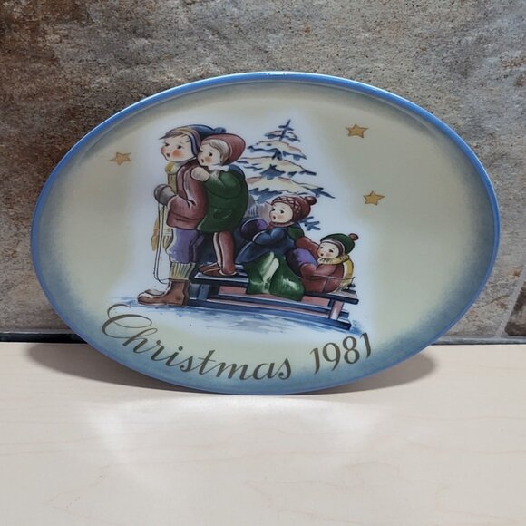 Schmid Hummel Christmas 1981 A Time to Remember Decorative Wall Hanging Plate - Picture 3 of 11